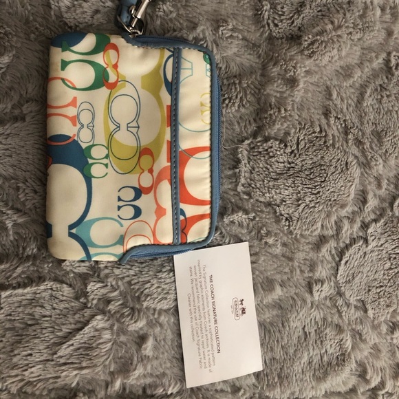 Coach Wallet - Picture 4 of 5